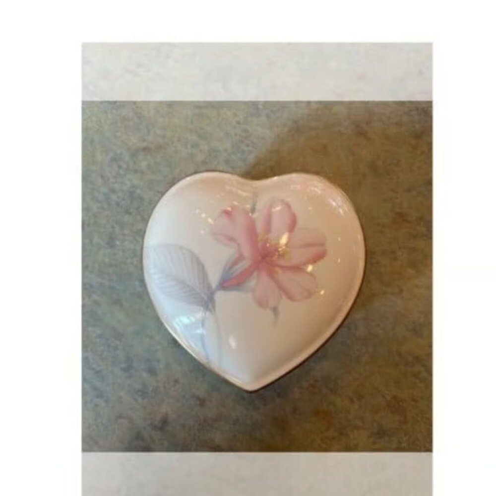 Mikasa Bone China Jewelry/Trinket Dish